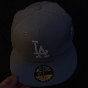 New era fitted LA cap , light grey , size 7 1/4 used once like new